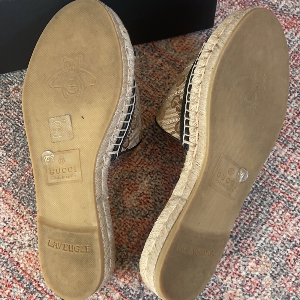 Gucci like new worn once sandals - Picture 5 of 9